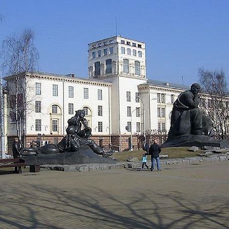FlatComfort Nezavisimosti 44 Apartment Minsk Exterior foto
